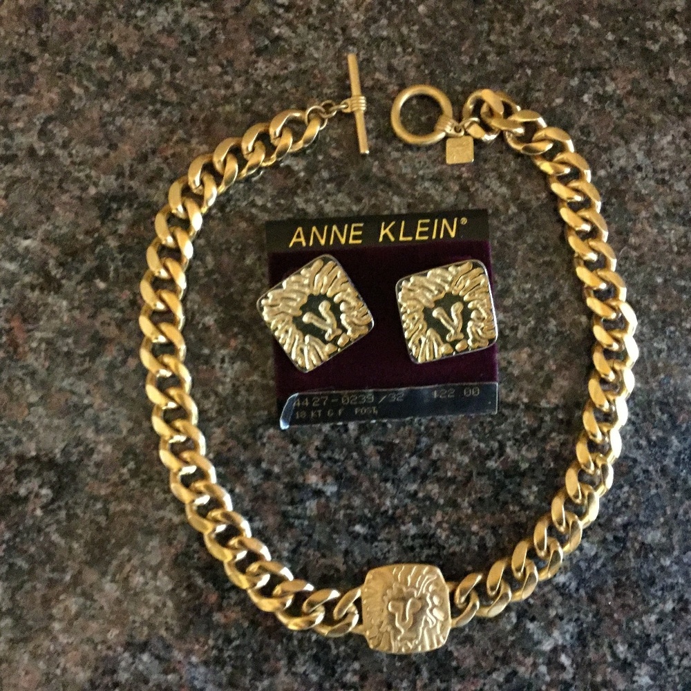Anne Klein Gold 16" necklace w/ earrings
